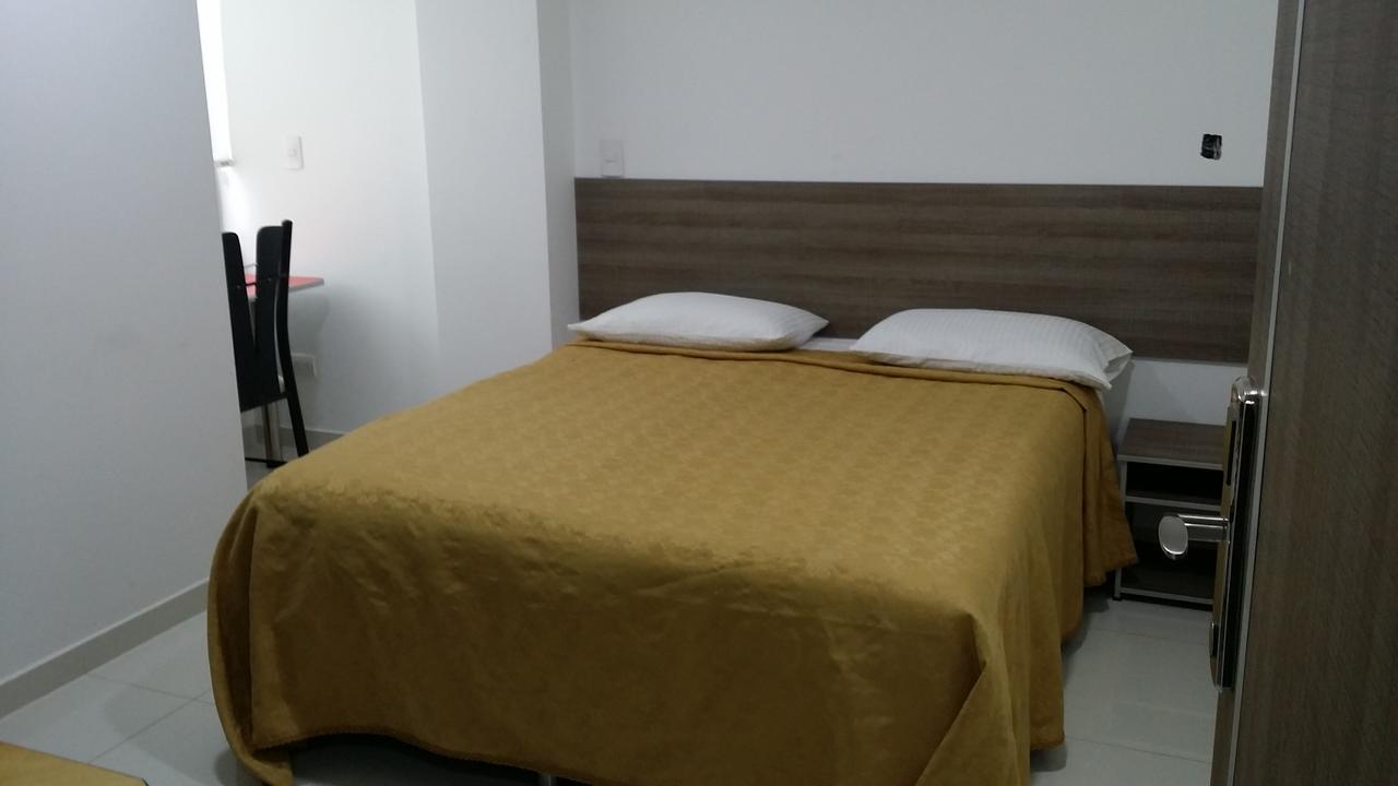A Bogota On Holidays By Open - Hotel Cas-Embajada Americana 외부 사진