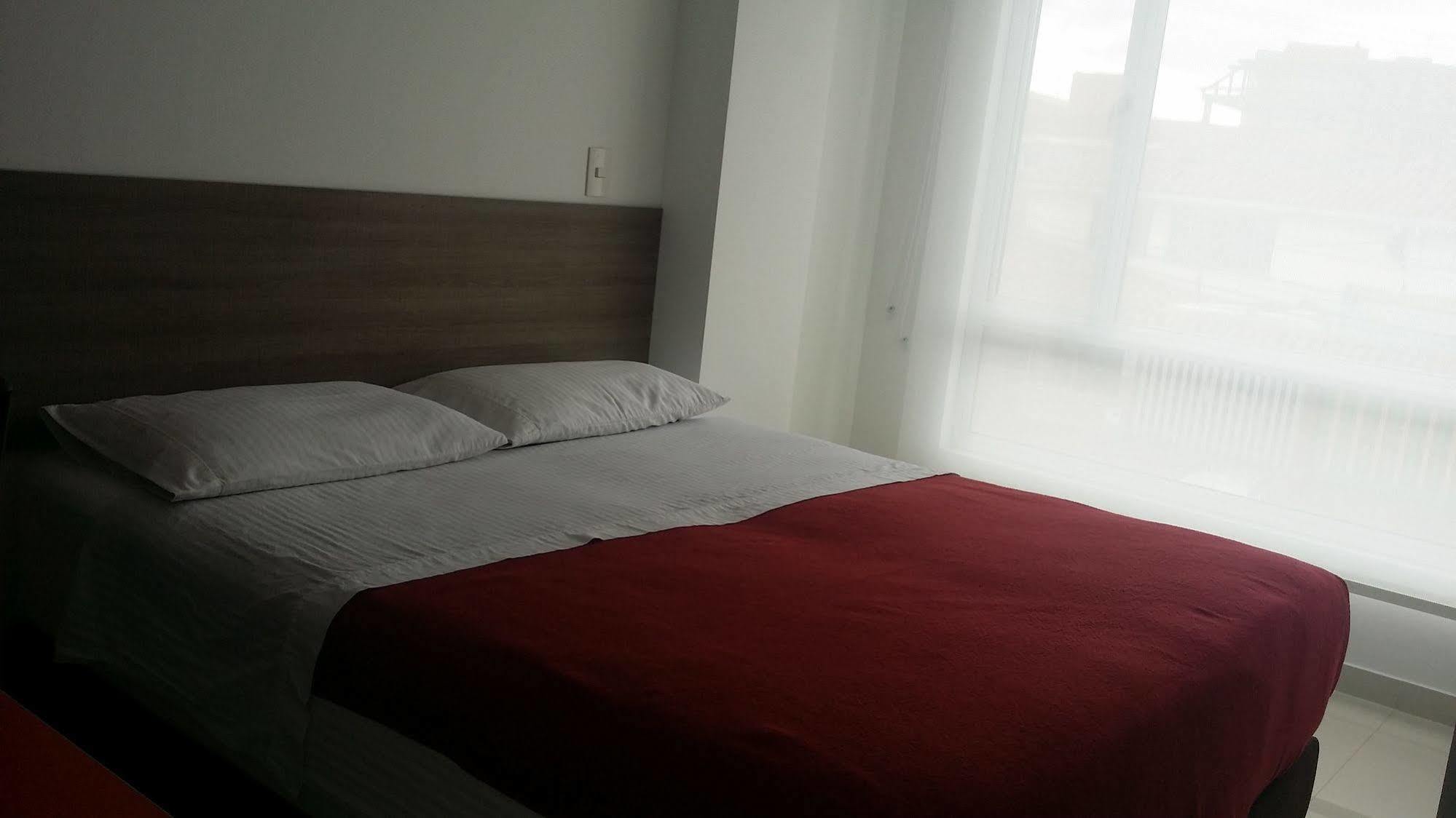 A Bogota On Holidays By Open - Hotel Cas-Embajada Americana 외부 사진