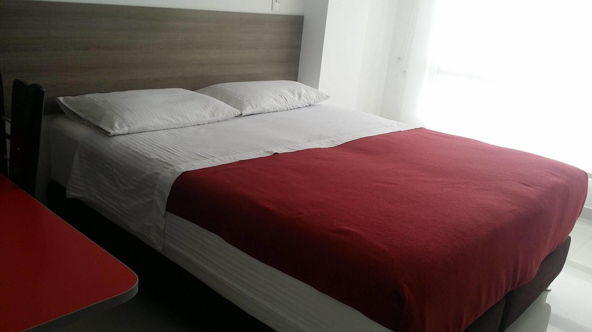 A Bogota On Holidays By Open - Hotel Cas-Embajada Americana 외부 사진